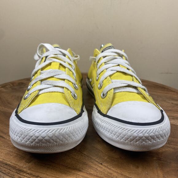Converse Chuck Taylor All Star Womens Yellow White Size 7 Low Top Shoes 147134F - Picture 4 of 10